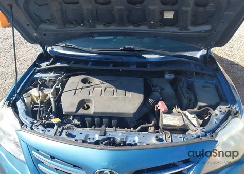 2013 Toyota Corolla Le z USA, uszkodzony, nr VIN 5YFBU4EE2DP208661